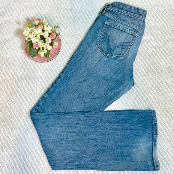 The Gap Size 4 Boot Cut Jean Regular Dark Blue Wash Denim NWOT